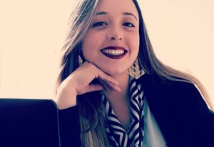 Eu vou Fazer digitação contratos, vídeos, tradução em inglês...