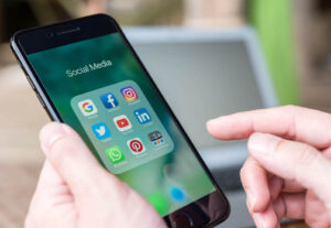 Eu vou revisar o seu texto para redes sociais