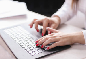Eu vou digitar textos para marketing e vendas.