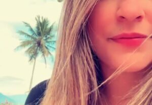 Eu vou fazer o comercial da sua loja/produto ou serviço.