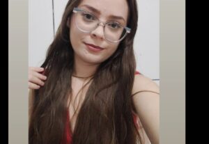 Eu vou traduzir o seu texto do inglês para o português.