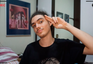 Eu vou fazer um comercial profissional do seu produto/empres...