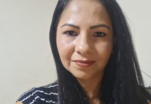 Eu vou Digitar textos de forma rápida. Monto seu currículo.
