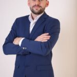 Eu vou fazer um texto persuasivo + locução do mesmo