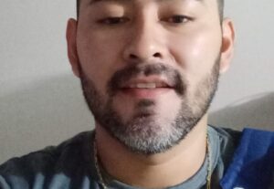 Eu vou fazer logo, comercial , cardápio, fotos e vídeos .