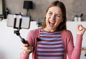 Eu vou gravar um vídeo em Inglês ou Português
