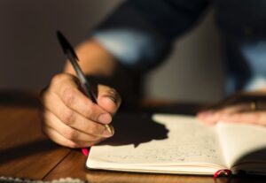 Eu vou Oferecer correção de texto para você.