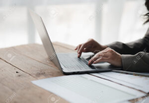 Eu vou digitar textos, documentos e trabalhos.