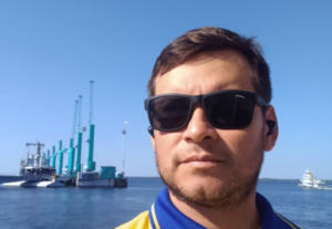 Eu vou traduzir o seu texto, de Inglês para português.