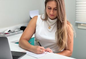 Eu vou digitar textos incríveis para você e seu negócio