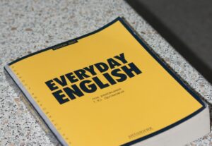 Eu vou traduzir seus textos de português para o inglês.