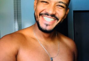 Eu vou fazer o comercial para o seu produto em até 3h.