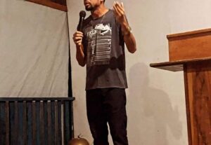 Eu vou Trabalhar Como Locutor Para Você, Use Minha Voz.