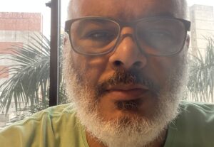 Eu vou fazer a sua correção de texto e redação