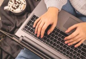 Eu vou Digitar, formatar e revisar os seus textos