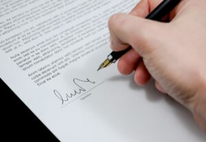 Eu vou criar seu contrato de prestação de serviços