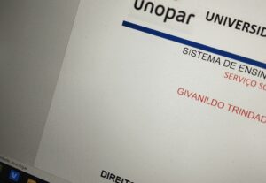 Eu vou fazer um portifólio para a sua faculdade.