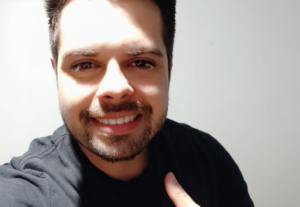 Eu vou criar e diagramar o seu E-book de forma profissional.