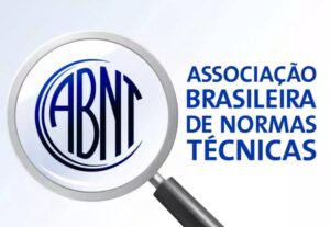 Eu vou te ajudar com formatação em abnt