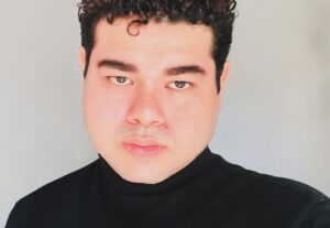 Eu vou editar 3 fotos suas do jeito que você quiser