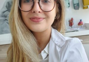 Eu vou Reviso seus textos e artigos e slides