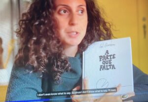 Eu vou fazer as suas traduções, transcrições e edições.