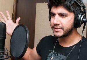 Eu vou criar, gravar, editar e produzir o seu conteúdo.