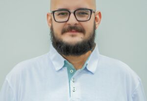 Eu vou corrigir e revisar seus textos