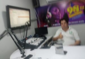 Eu vou Gravar seu comercial para radio
