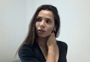Eu vou gravar vídeos de publicidade UGC para seu negócio