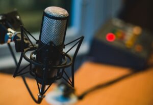 Eu vou fazer a narração mais original para o seu audiobook.