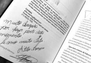 Eu vou  fazer Artigos e traduções em Inglês, Português e Esp...