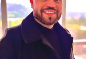 Eu vou gravar seu melhor Vídeo Comercial rápido e natural.