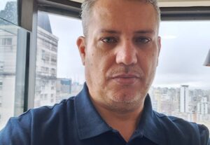 Eu vou fazer os melhores vídeos comerciais para você.