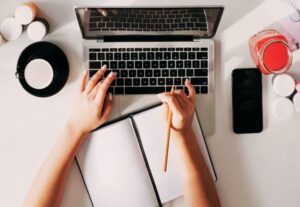 Eu vou criar 2 artigos únicos com 800 palavras para seu blog
