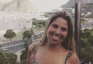 Eu vou gravar um comercial para sua empresa ou produto.