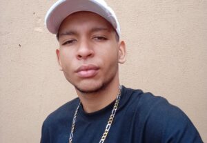 Eu vou editar seu vídeo para o youtube de ate 15 minutos.