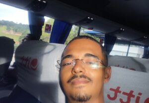 Eu vou escrever uma história pra você por 23 reais.