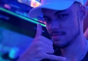 Eu vou Te ajudar  a criar Reels Profissionais