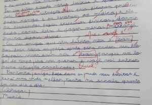 Eu vou  fazer Correção de textos e redações.