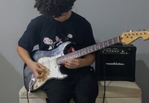 Eu vou fazer uma musica pequena para seu projeto
