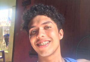 Eu vou gravar um comercial pro seu produto ou serviço.