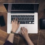 Eu vou traduzir seu texto do Inglês para o Português.