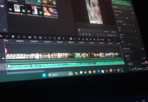 Eu vou Editar Vídeos Simples para YouTube é TikTok
