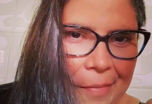Eu vou fazer sua revisão, formatação e tradução