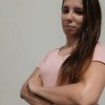 Eu vou Gravar um vídeo UGC divulgando o seu produto/serviço