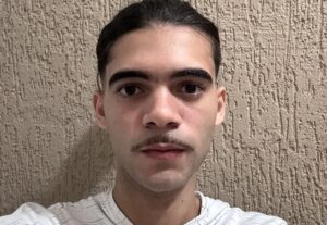 Eu vou dar a minha voz, para qualquer necessidade sua.