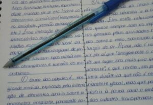 Eu vou revisar e corrigir o texto
