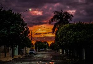 Eu vou editar seus vídeos e fotos como nenhum outro