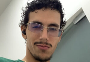 Eu vou Programar o melhor e mais completo site pra voce.